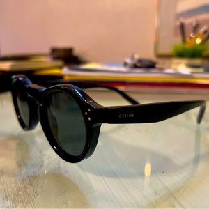 Celine Sunglasses 41370/s Bevel Round in great pre owned condition